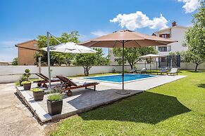Villa Ancora With Private Pool