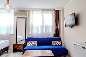 City Hall Apart Hotel