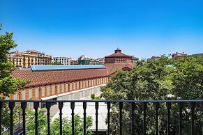 Aspasios Market Balconies
