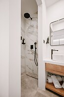 Plānis Str Urban Suites by Semavi