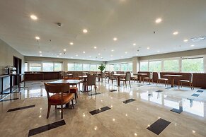 Puzzle Hotels