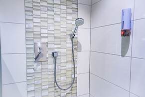 Puzzle Hotels