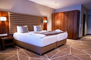Puzzle Hotels