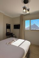 Crowne pyramids palace