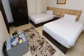 Crowne pyramids palace
