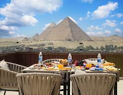 Crowne pyramids palace