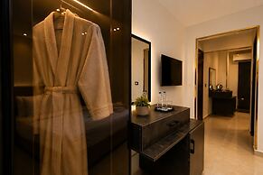 Crowne pyramids palace