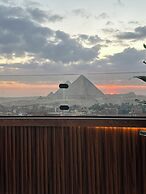 Crowne pyramids palace