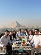 Crowne pyramids palace