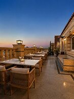 Crowne pyramids palace