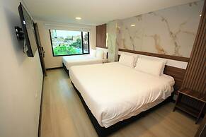 HOTEL AMERICAN VISA BOUTIQUE