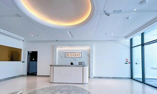 Elegant Studio With Balcony on the Riviera Dubai