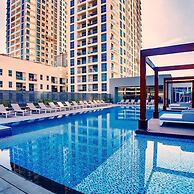 Chic 2BR w Dubai Marina Views