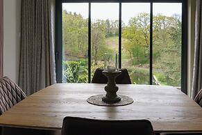 5 Bed Lake House - Sleeps 10 - Nature Reserve