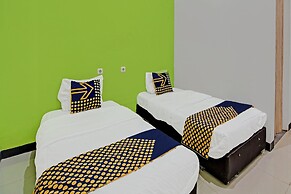 Hotel O Lucky Guesthouse
