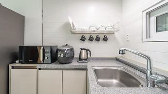Yeosu Arum Oceanview Whole House Pension