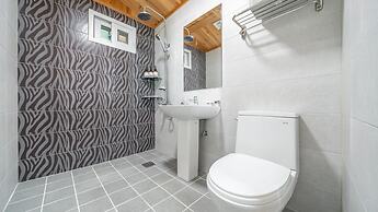 Yeosu Arum Oceanview Whole House Pension