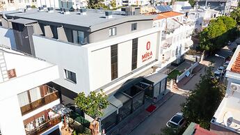 Mira Inn Lara