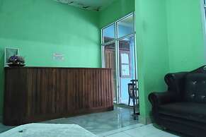 Hotel O Aini Homestay