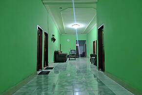 Hotel O Aini Homestay