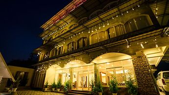 Carmel Top Resort