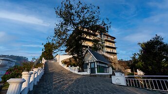 Carmel Top Resort