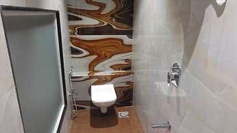 Hotel Palms Residency