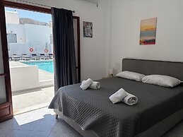 Tarelis Beach Apartments & Studios