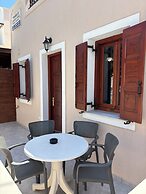 Tarelis Beach Apartments & Studios