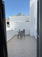 Tarelis Beach Apartments & Studios