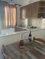 Tarelis Beach Apartments & Studios