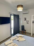 Tarelis Beach Apartments & Studios