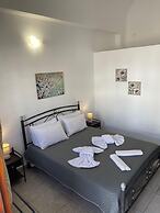 Tarelis Beach Apartments & Studios