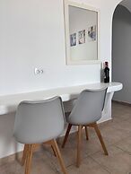 Tarelis Beach Apartments & Studios
