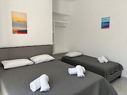 Tarelis Beach Apartments & Studios