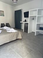 Tarelis Beach Apartments & Studios
