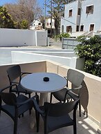 Tarelis Beach Apartments & Studios