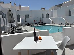 Tarelis Beach Apartments & Studios