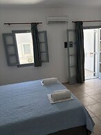 Tarelis Beach Apartments & Studios