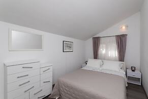 Apartments Roda -