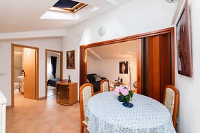 Apartments Roda -