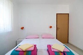 Apartments Boguvila -