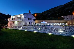 Villa Pave