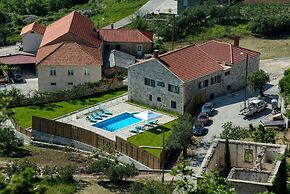 Villa Pave