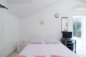 Apartments Pinija -