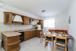Apartments Pinija -