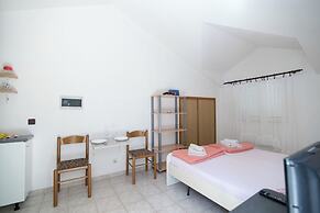 Apartments Pinija -