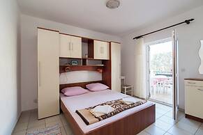 Apartments Pinija -