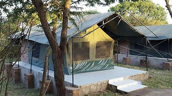 Miti Mingi Eco Camp