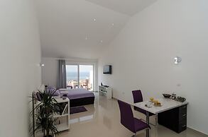 LUV Luxury Apartments